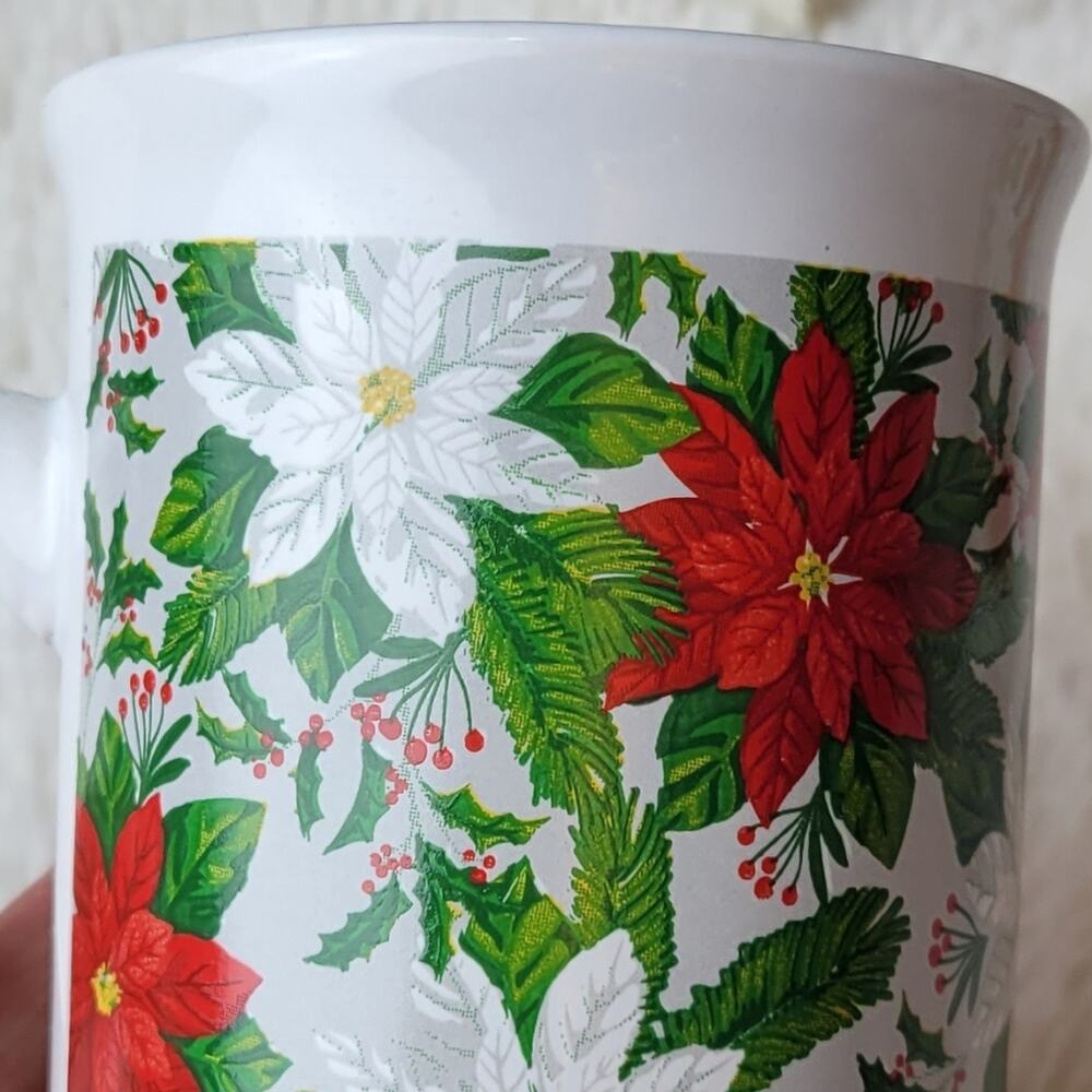 ROYAL NORFOLK Set Of 2 Ceramic Poinsettia Christmas Holiday Mugs - Picture 5 of 10